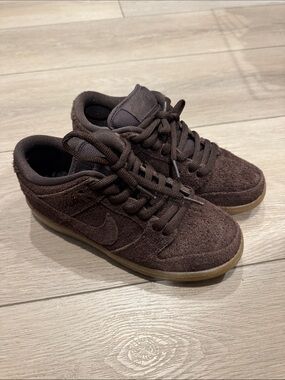 Nike dunk low premium SB big foot brown suede